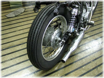 Sr400 タイヤ交換 Custom Jump