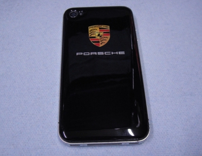 iPhone4/4s用ポルシェロゴ入り背面保護カバー(ステッカー)