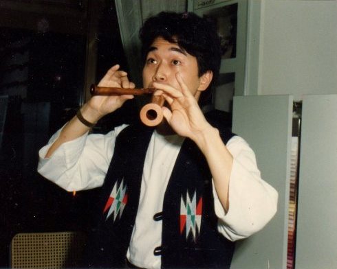 2本のリコーダー同時演奏の迫田浩一氏