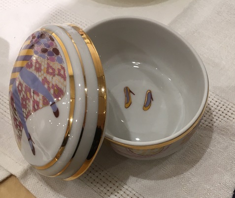 宝石箱オーバル