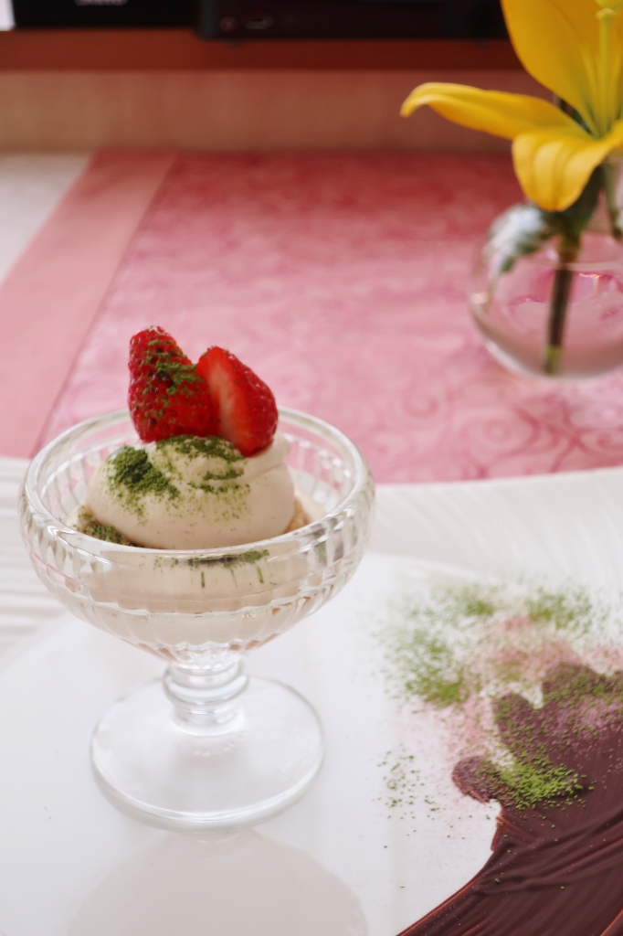 4月のお菓子 「Bon appetit」