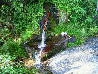 茶立ての清水