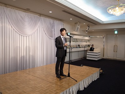 R1085046.jpg