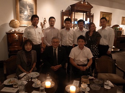 R1086444.jpg