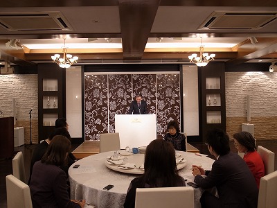 R1088789.jpg