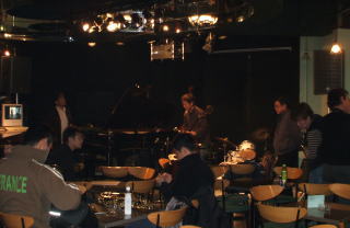 Live-1