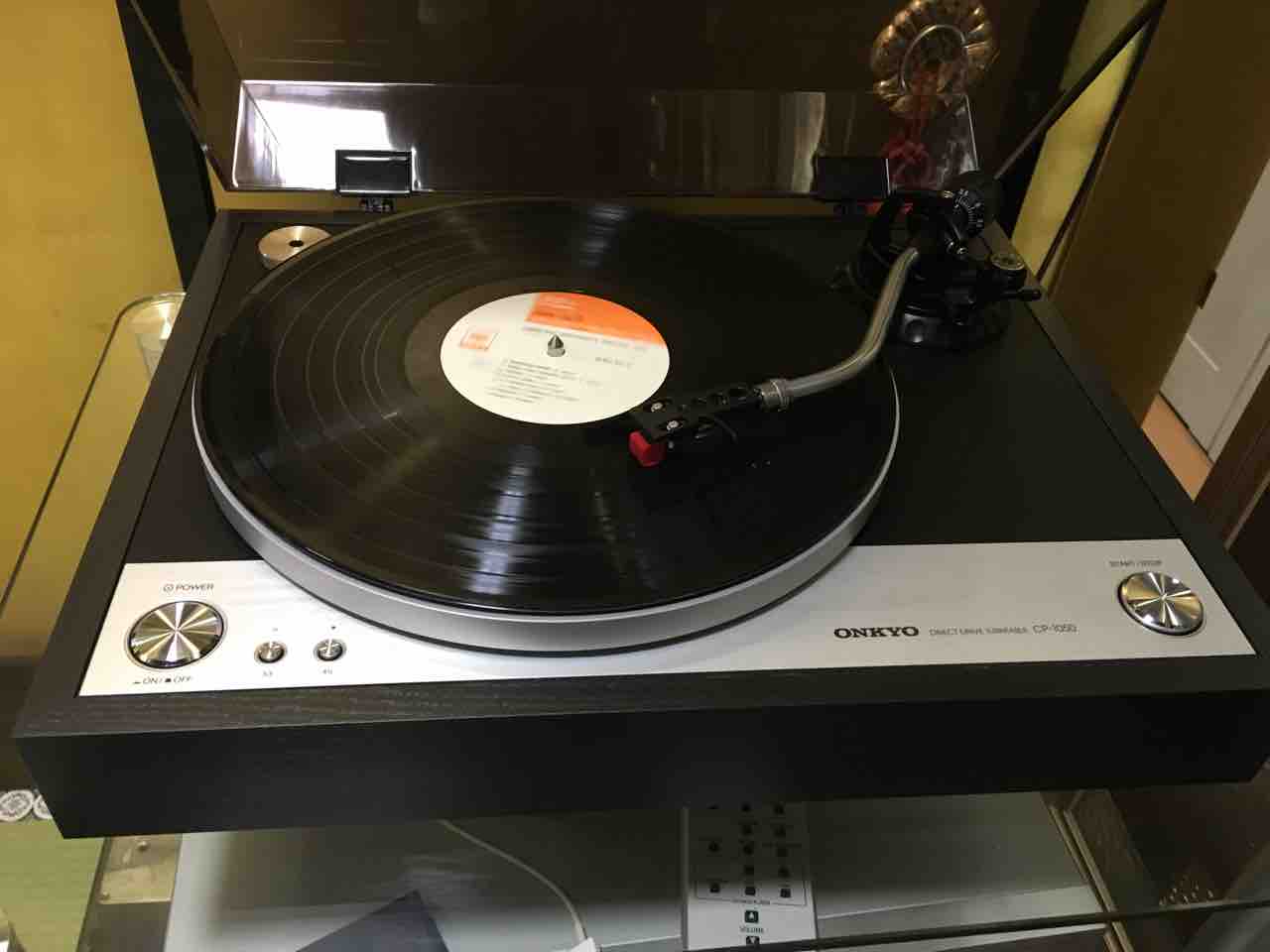 ONKYO CP−1050 レコードプレーヤー 本体 ブラック（ONKYO CP-1050(D 