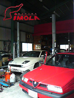 GARAGE IMOLAにて