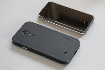 GALAXY S4用SPIGEN SGP ネオ・ハイブリッド