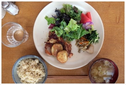 DILLのバルサミコチキン定食