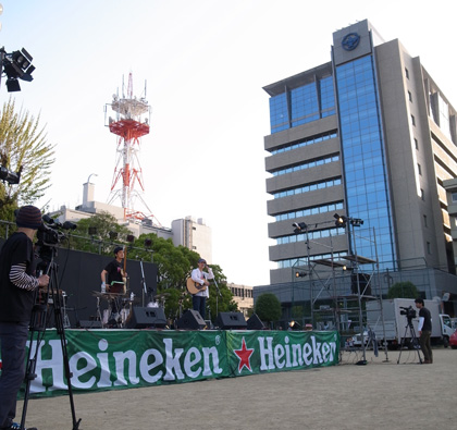 茨木音楽祭メインステージごしの市役所