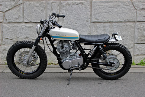 YAMAHA SR400 Tracker☆ | Wedge Motorcycle BLOG YAMAHA SR400 Tracker☆ | Wedge Motorcycle BLOG