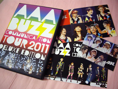 a Dvd a Buzz Communication Tour 11 Deluxe Edition Color Of Days