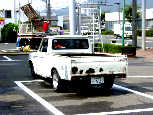 49567129_1208204602.jpg