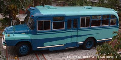 元江若交通のいすゞBXD30(1967年式,帝国自動車工業) 2003年11月譲渡当日に撮影