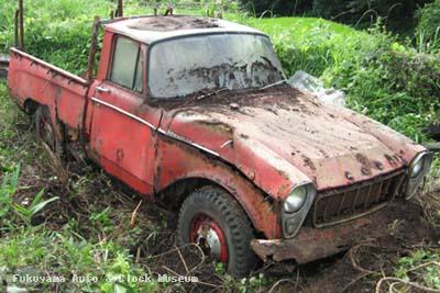 マツダB1500(BUB61)廃車体 引き上げ作業時の状況 2010年7月18日撮影