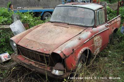 マツダB1500(BUB61)廃車体 引き上げ作業時の状況 2010年7月18日撮影