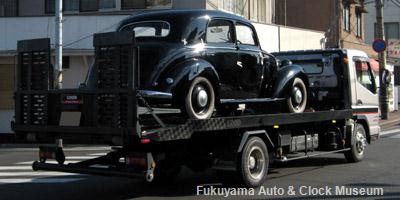 キャリアカーに乗って関東地方へ向かうメルセデス・ベンツ170S-D