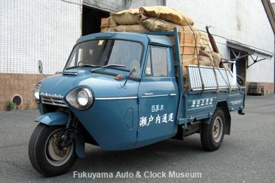 NHK土曜ドラマスペシャル「とんび」に出演 F様の三輪トラック・マツダT1500(TUB85,1966年式) 旧門司食糧倉庫において