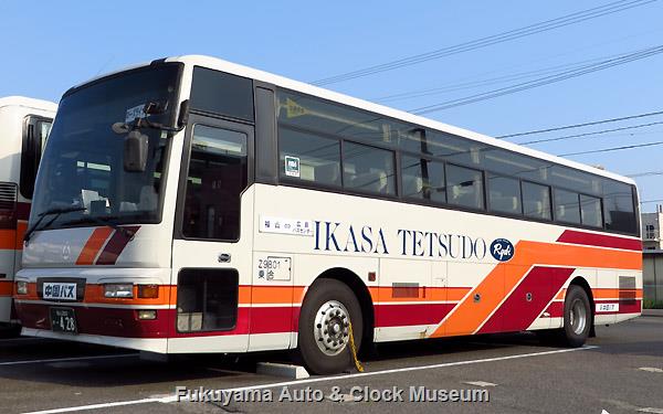 『その後の井笠鉄道バス』109ページ掲載 中国バス福山営業所の高速路線汎用車・いすゞKC-LV781R1 (1998年式,富士重工業7HD,Z9801,岡山22か4074→ 福山200か428) 中国バス井笠バスカンパニー福山東営業所所属時、2013年9月23日 同営業所車庫で撮影