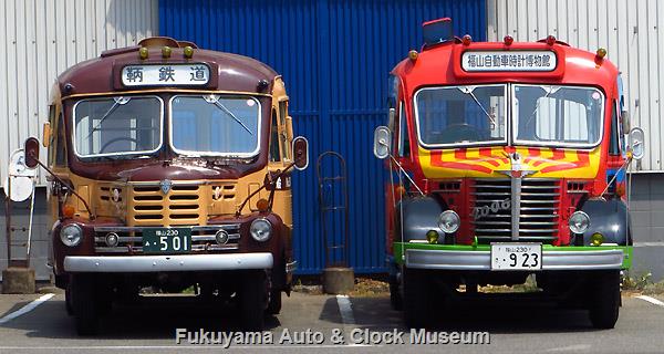 いすゞBX341×日野BA14 今年はよく会うな〜♪ 3度目♪ いすゞBX341と日野BA14の並び 2016年8月7日、鞆鉄道鞆車庫において