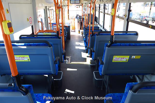 中国バスI1701 福山200か630 いすゞQKG-LV290N1 エルガの車内 中国バスI1701 福山200か630 いすゞQKG-LV290N1 エルガの車内