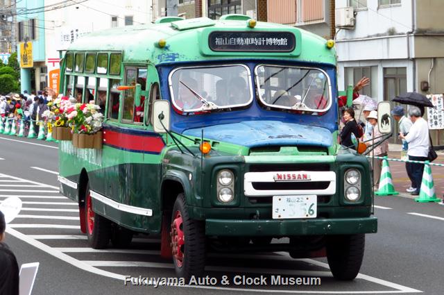 福山ばら祭 ローズパレード2019へ出場したボンネットバス・ニッサンU690 福山ばら祭 ローズパレード2019へ出場したボンネットバス・ニッサンU690