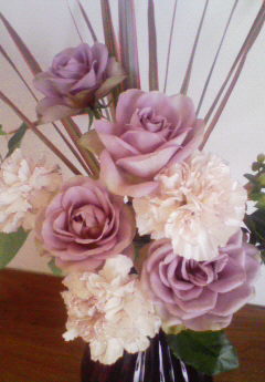 新しいバラ アムネシア です 店主の日記 Flowershop花楓