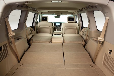 53 2011 QX56a.jpg