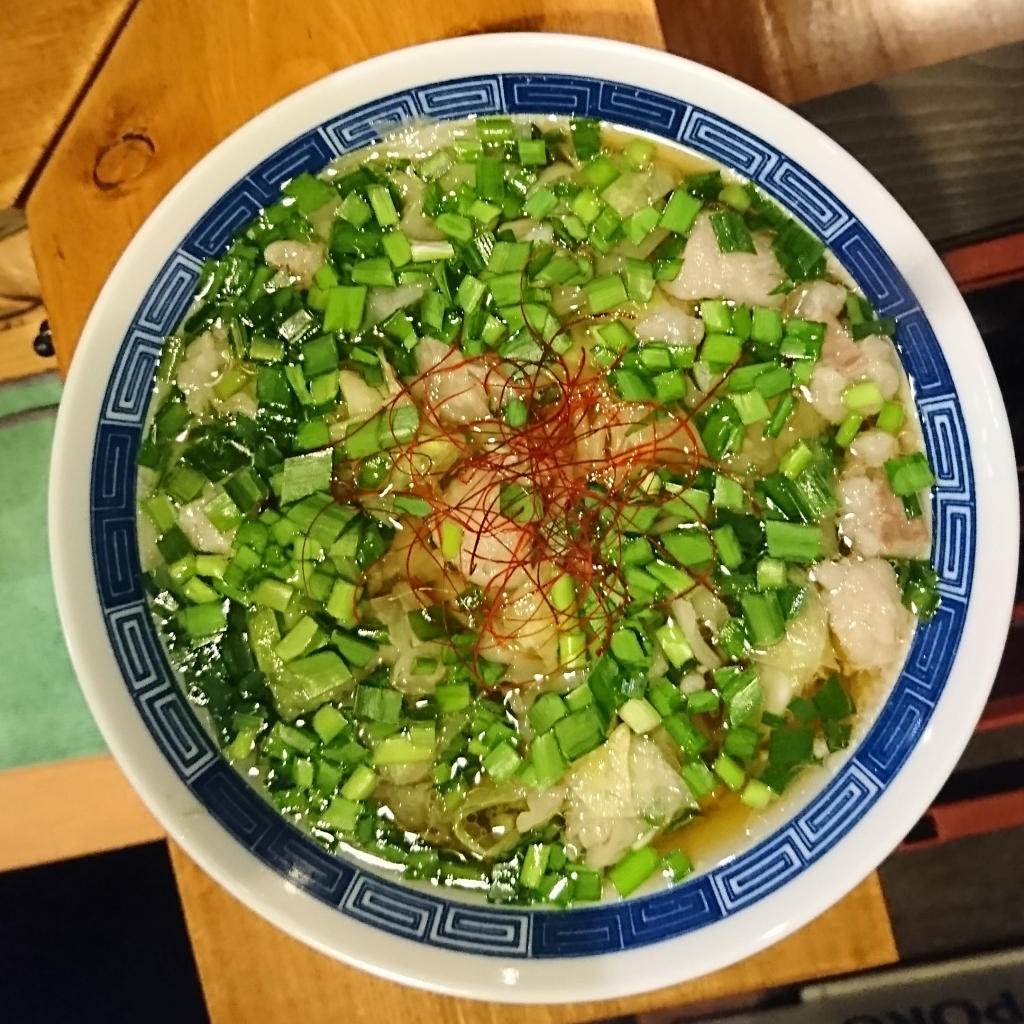 もつまる
