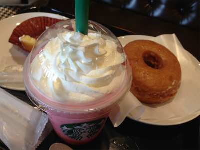 スタバのストロベリー ディライトフラペチーノ