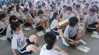一億円を持つ生徒のみなさん