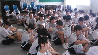 真剣に話を聞いてもらっている生徒さん