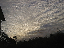 地震雲か