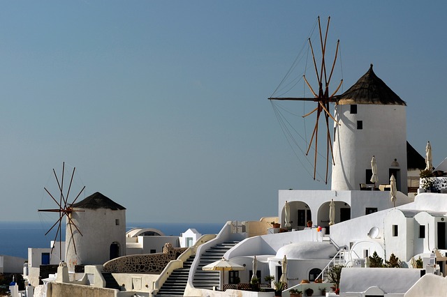 santorini-766673_640.jpg