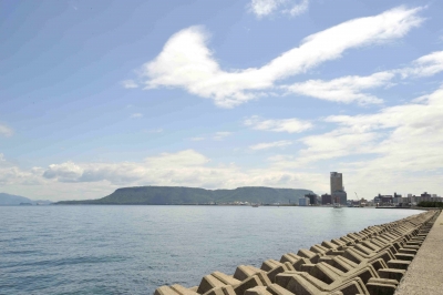屋島とサンポート