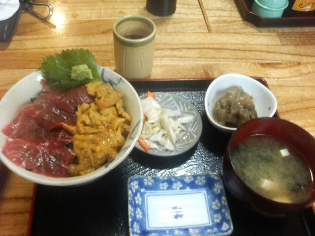 うにトロ丼