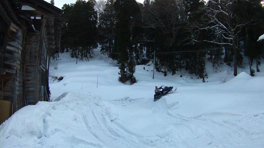 FILE0269.MOV_000020820.jpg