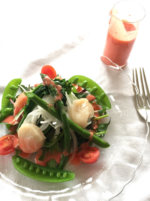 ホタテと春野菜のサラダ いちごのドレッシング Capannaの料理教室