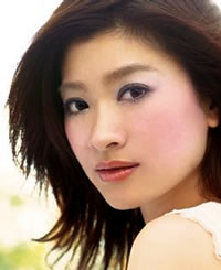 篠原涼子(32)