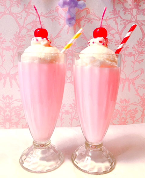 Milkshakes & Waffles展』AM.Jackさん作品紹介6 | Junie Moon 東京
