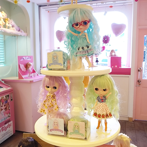 ブライスオリジナルスーパーデラックスウィッグにNEWデザイン ブライスオリジナルスーパーデラックスウィッグにNEWデザイン