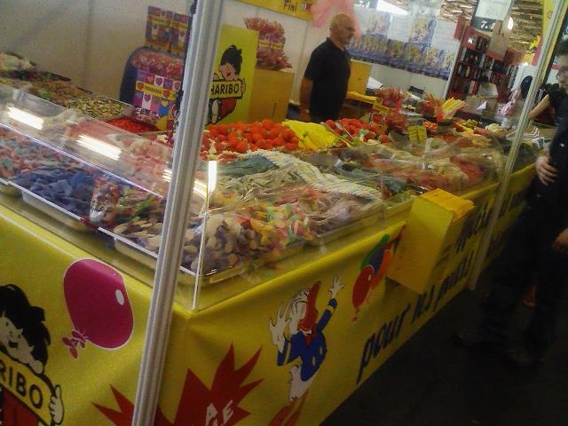 ハリボのすごい色のお菓子