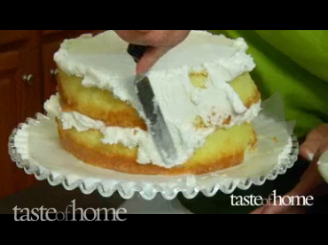 How to Frost a Cake