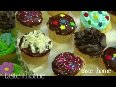 How to Frost Cupcakes