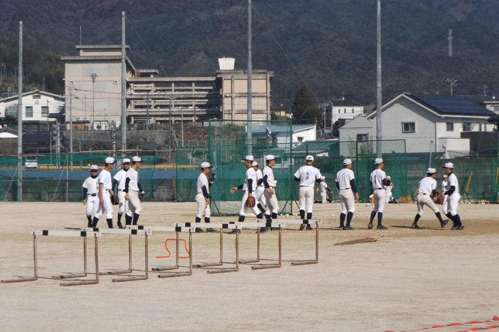 山口県春季高校野球大会優勝旗に向けて がんばれ!柳井学園高校野球部 山口県春季高校野球大会優勝旗に向けて がんばれ!柳井学園高校野球部