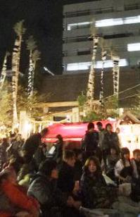 神楽に集まった人