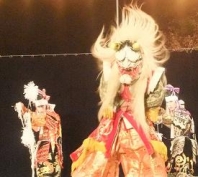 苦しむ塵倫