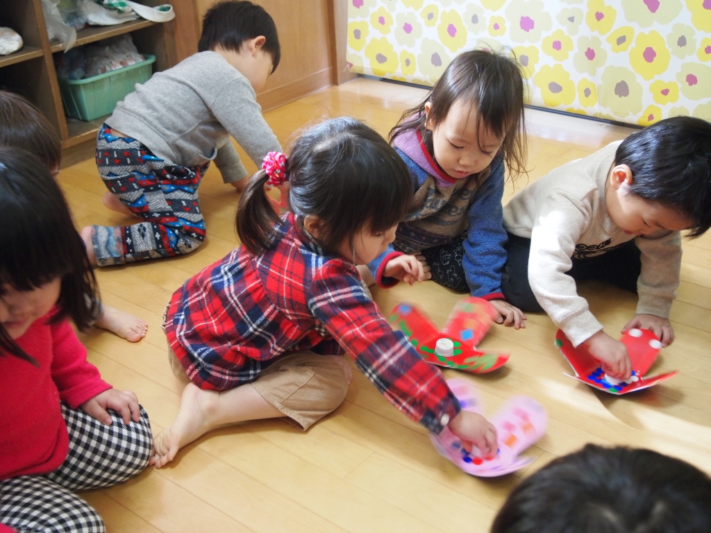 お正月遊び おしらせ つるのひまわり園