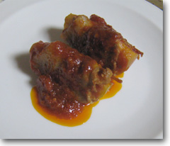 豚肉のリンゴ包みトマトソース煮